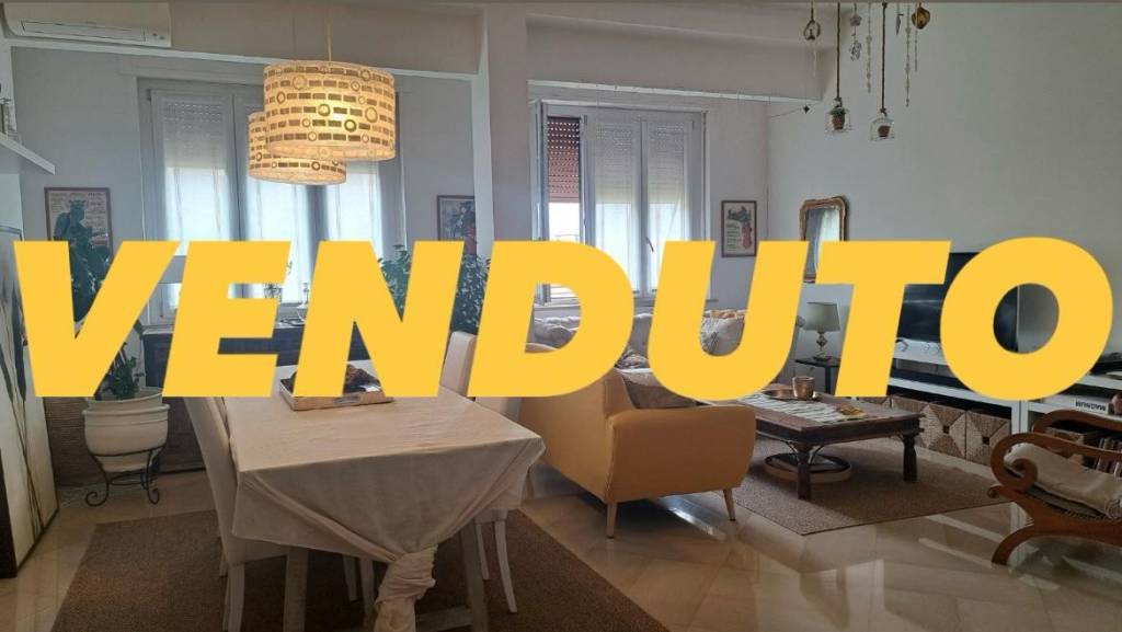 appartamento in vendita a Milano in zona Città Studi