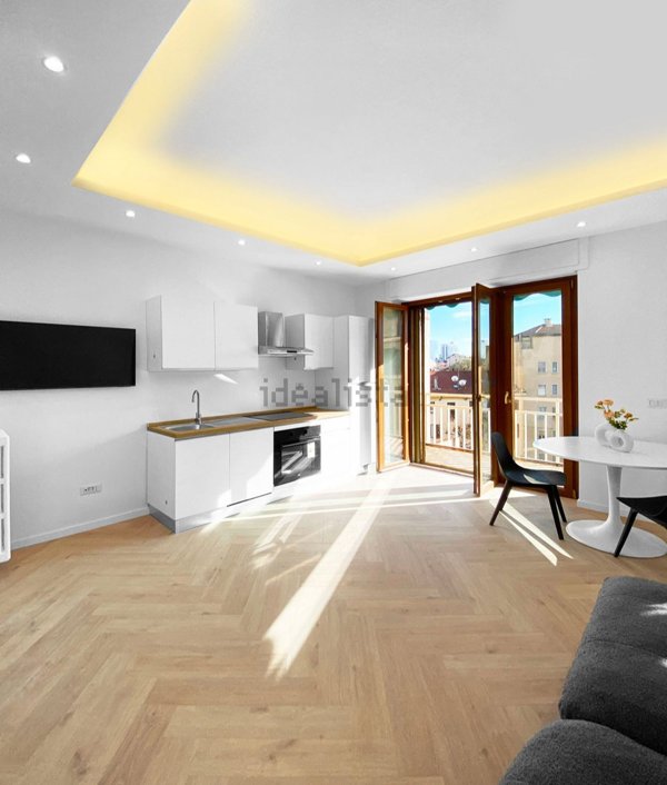 appartamento in vendita a Milano in zona Isola