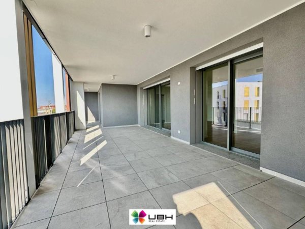 appartamento in vendita a Milano in zona Lambrate