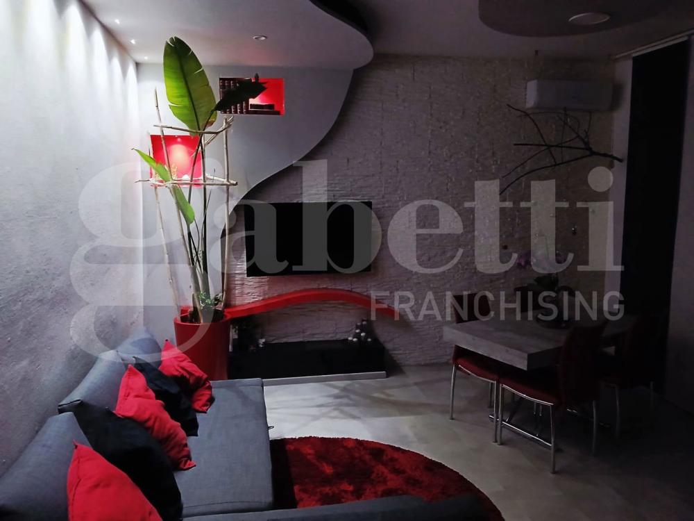 appartamento in vendita a Milano in zona Lorenteggio