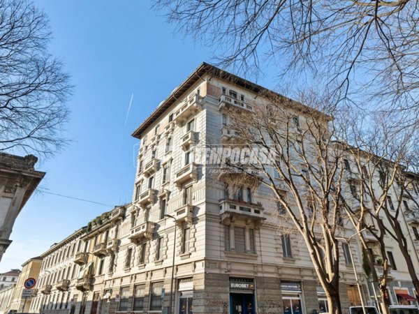 appartamento in vendita a Milano in zona XXII Marzo