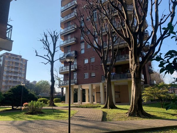 appartamento in vendita a Milano in zona San Cristoforo
