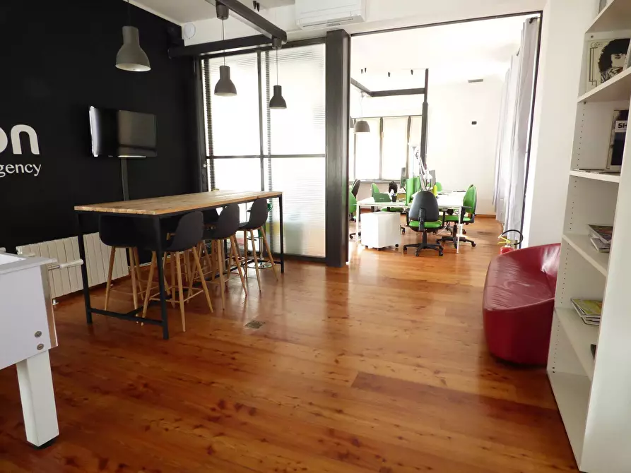 appartamento in vendita a Milano in zona Porta Genova