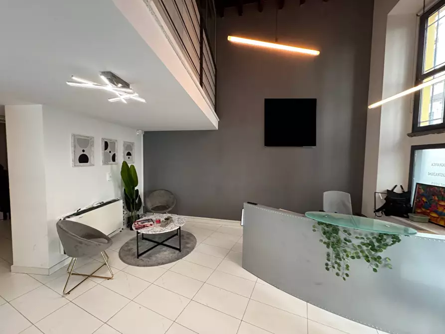 ufficio in vendita a Milano in zona Cadorna