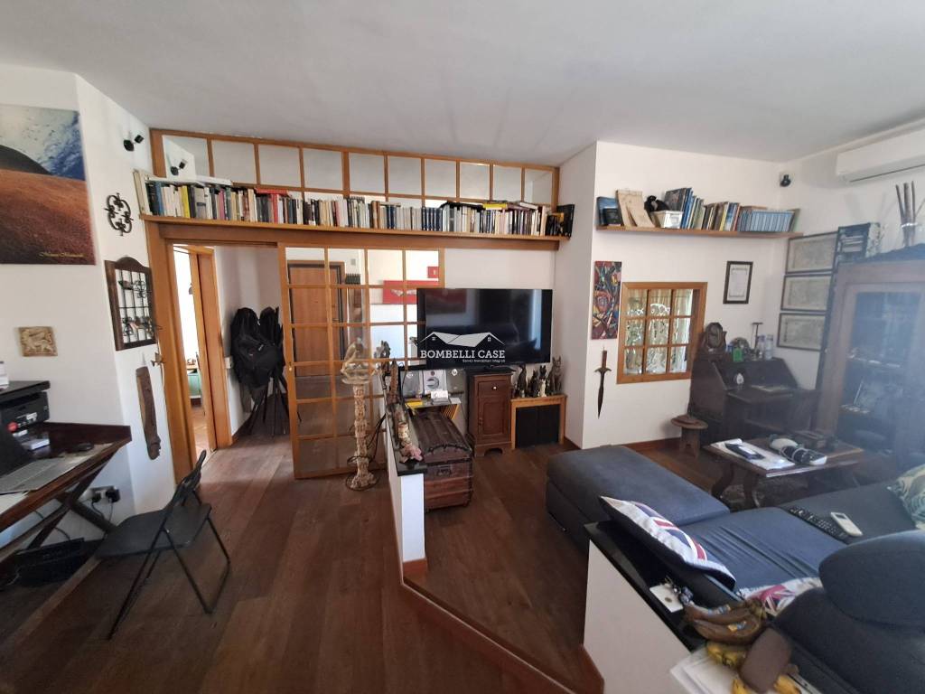 appartamento in vendita a Milano in zona Piazzale Lodi