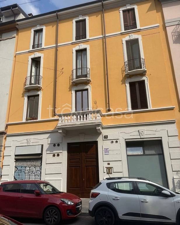appartamento in vendita a Milano in zona Solari