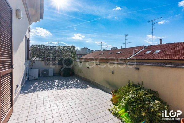 appartamento in vendita a Milano in zona Quarto Cagnino