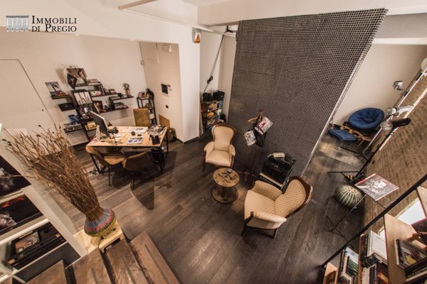 ufficio in vendita a Milano in zona Porta Vittoria