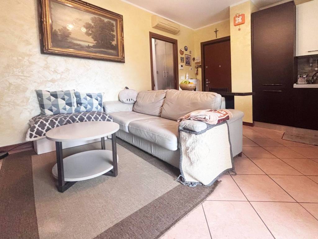 appartamento in vendita a Milano in zona Affori