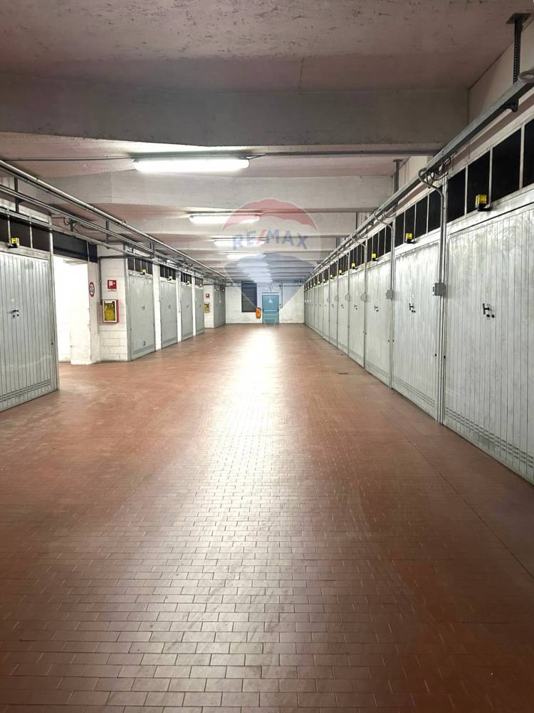 casa indipendente in vendita a Milano in zona Maggiolina