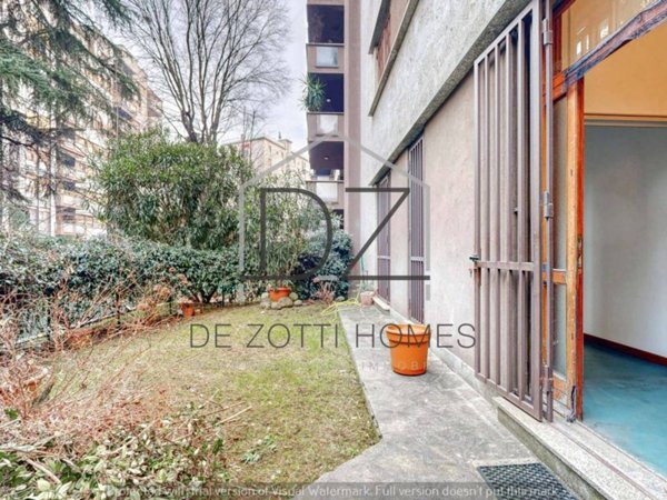 ufficio in vendita a Milano in zona Isola