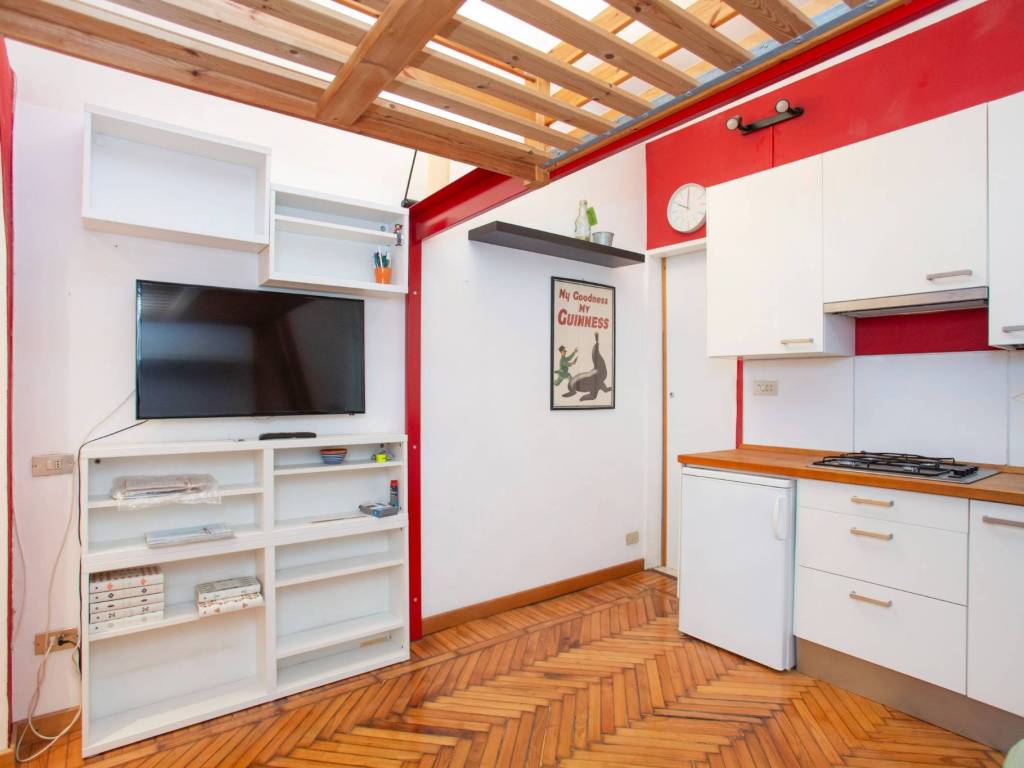 appartamento in vendita a Milano in zona Isola