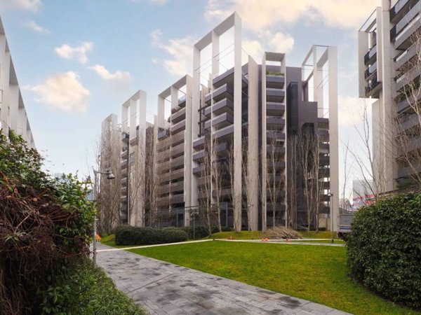 appartamento in vendita a Milano in zona Il Portello