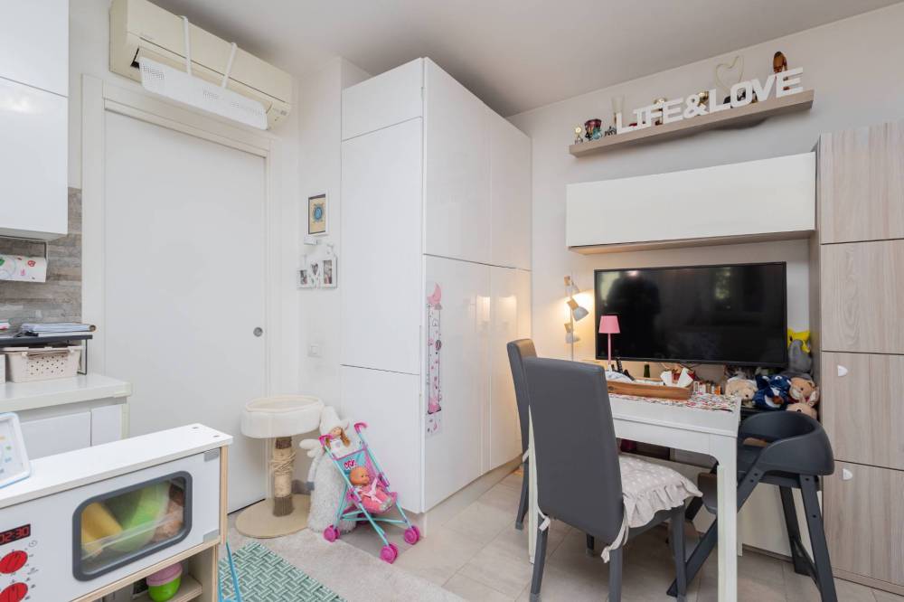 appartamento in vendita a Milano in zona Bocconi