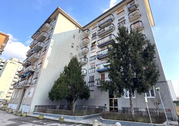 appartamento in vendita a Milano in zona Corvetto