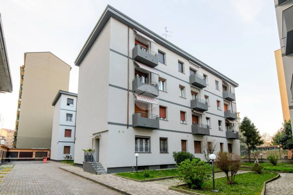 appartamento in vendita a Milano in zona San Siro