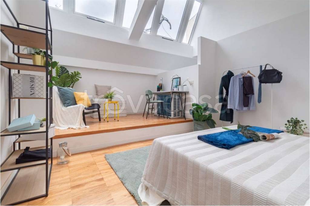 appartamento in vendita a Milano in zona Isola