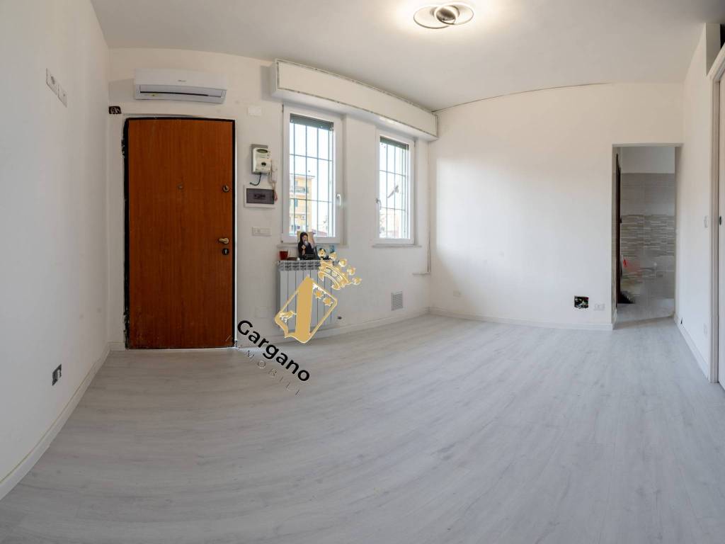 appartamento in vendita a Milano in zona Barona