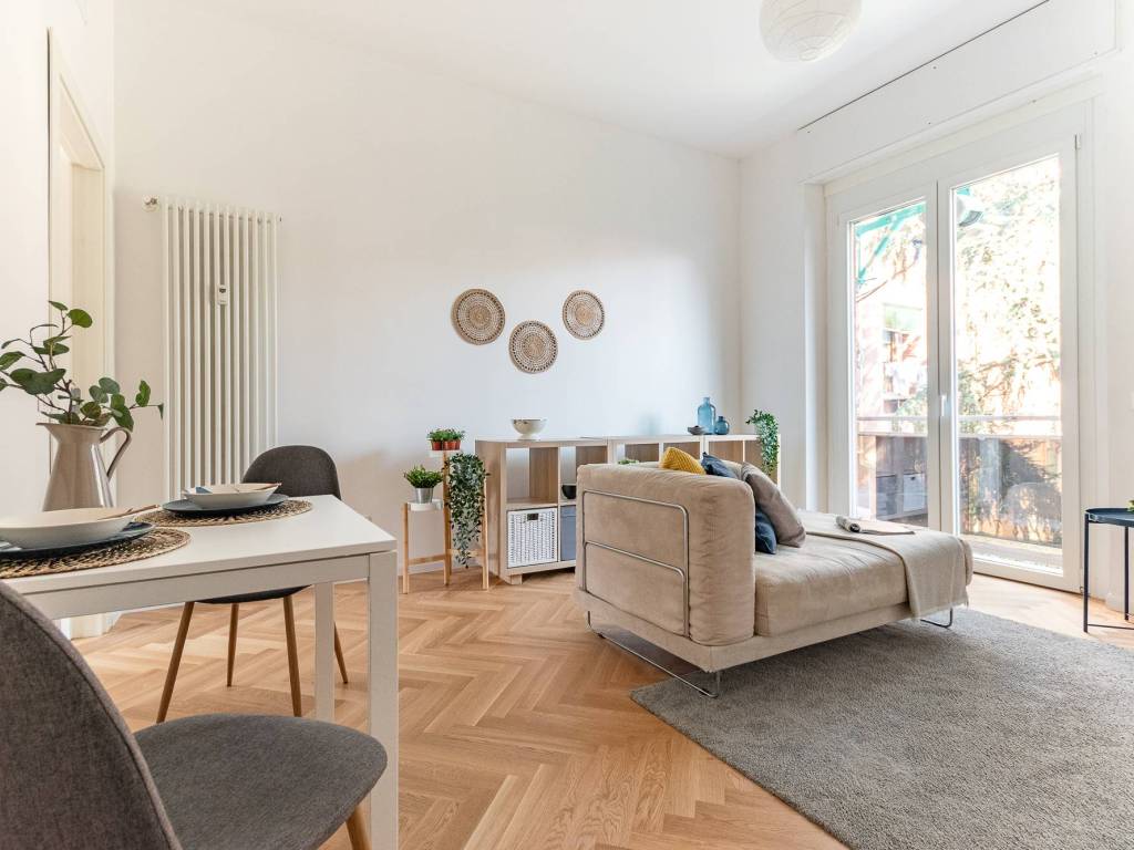 appartamento in vendita a Milano in zona Città Studi