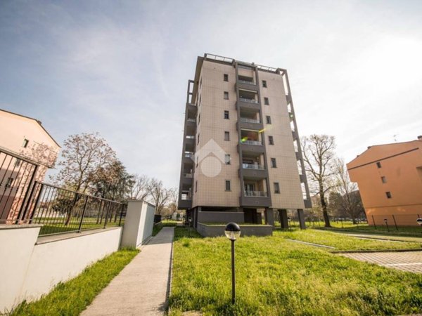 appartamento in vendita a Milano in zona Baggio