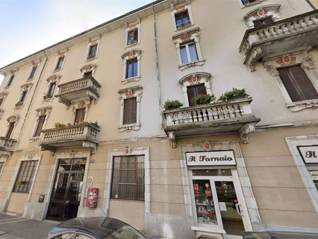 appartamento in vendita a Milano in zona Precotto