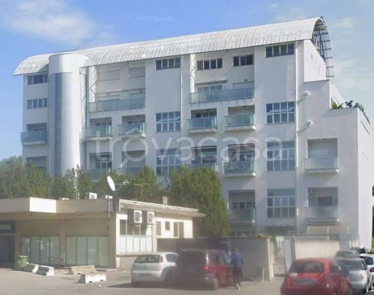 appartamento in vendita a Milano in zona Niguarda