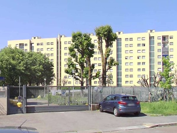 appartamento in vendita a Milano in zona Corvetto