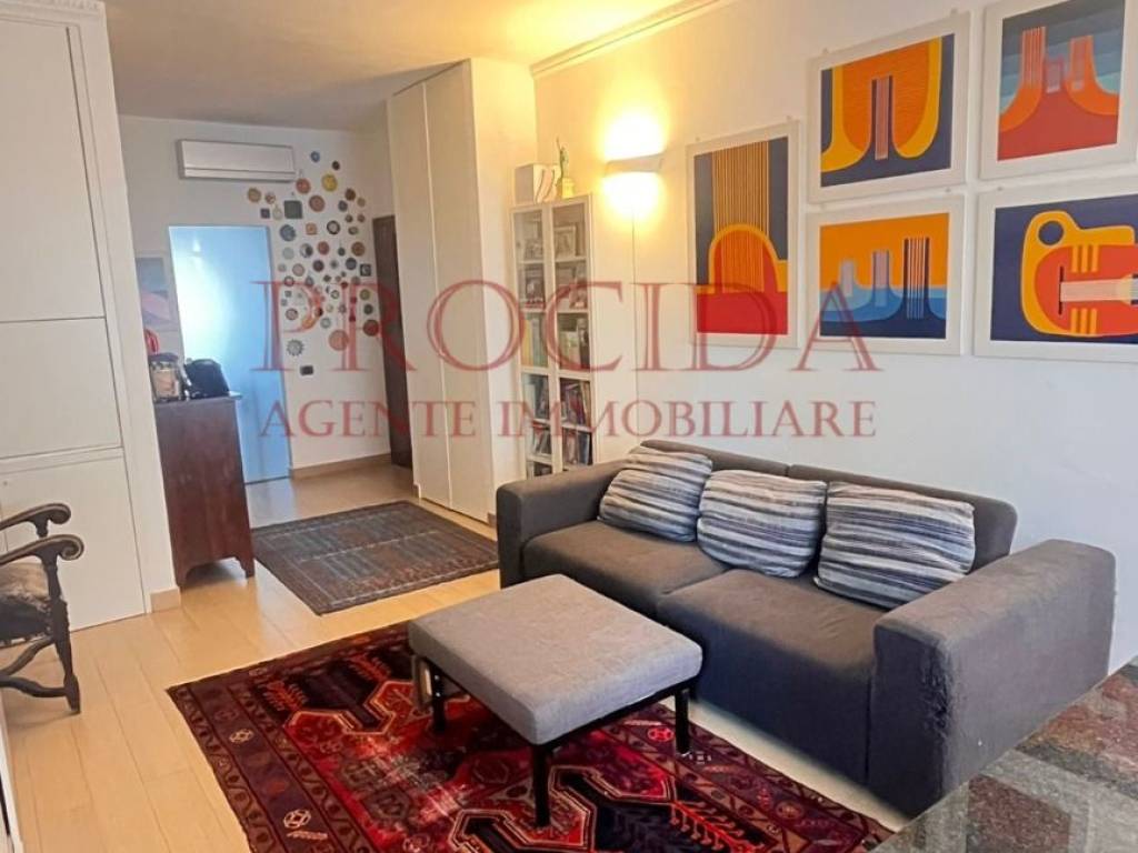 appartamento in vendita a Milano in zona Rogoredo