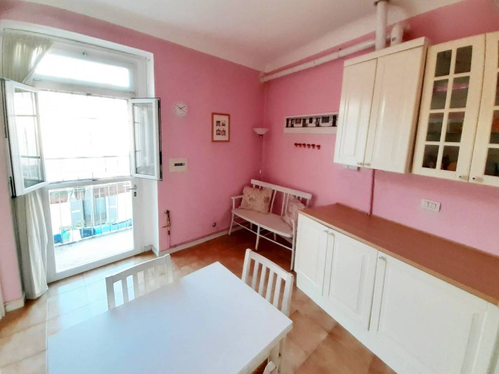 appartamento in vendita a Milano in zona Chiesa Rossa