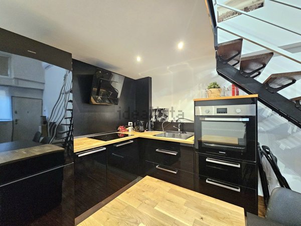 appartamento in vendita a Milano in zona Stadera