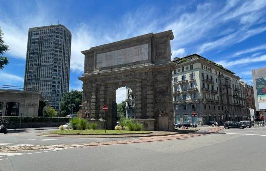 appartamento in vendita a Milano in zona Porta Romana