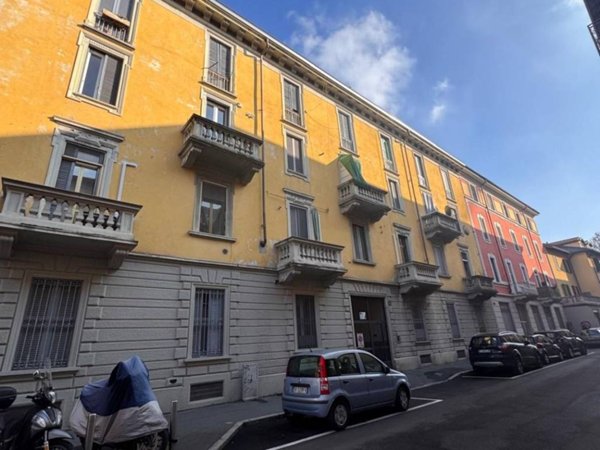 appartamento in vendita a Milano in zona Vigentino