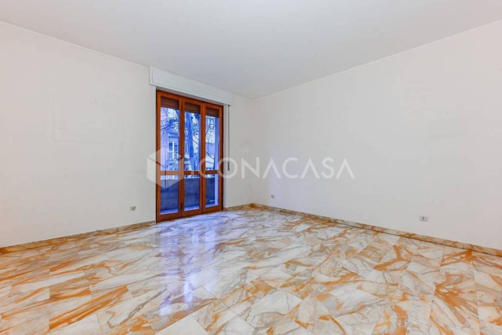 appartamento in vendita a Milano in zona Casoretto