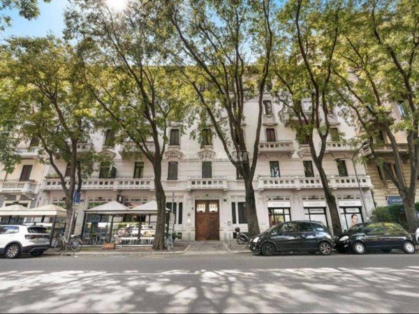 negozio in vendita a Milano