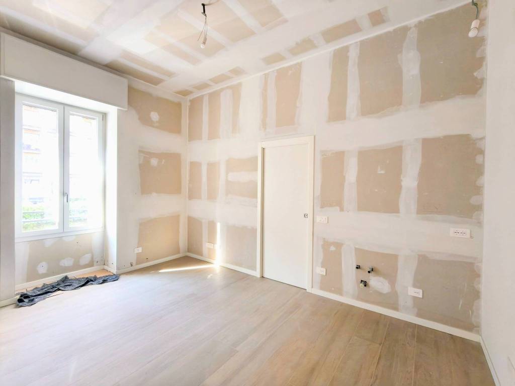 appartamento in vendita a Milano in zona Bocconi