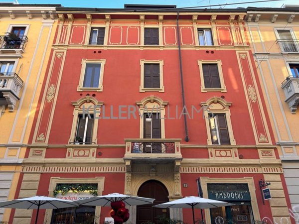 appartamento in vendita a Milano in zona Isola