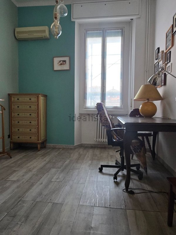 appartamento in vendita a Milano in zona Famagosta