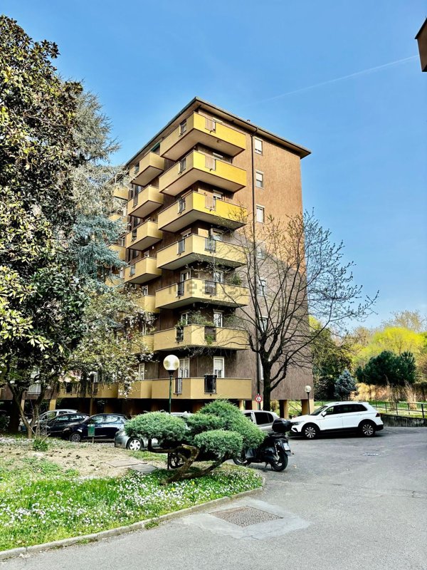 appartamento in vendita a Milano in zona Niguarda
