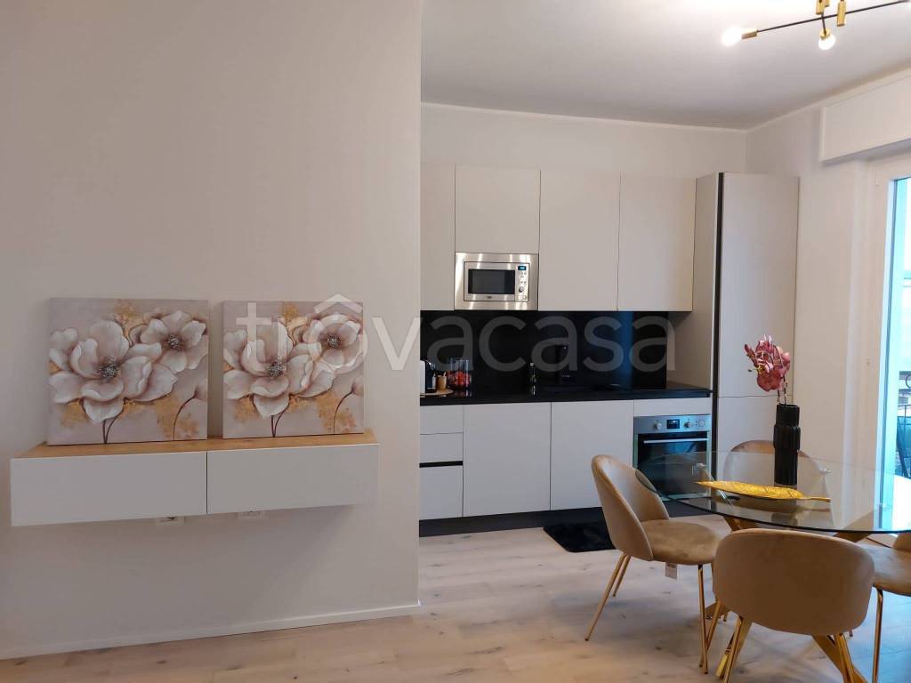 appartamento in vendita a Milano in zona Centro Direzionale