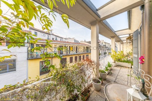 appartamento in vendita a Milano in zona Porta Garibaldi