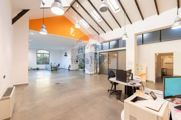 appartamento in vendita a Milano in zona Bocconi