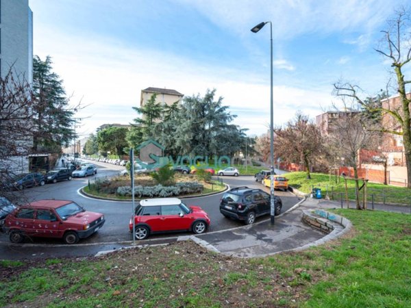 appartamento in vendita a Milano in zona Greco