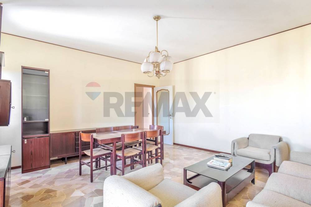 appartamento in vendita a Milano in zona Quarto Oggiaro