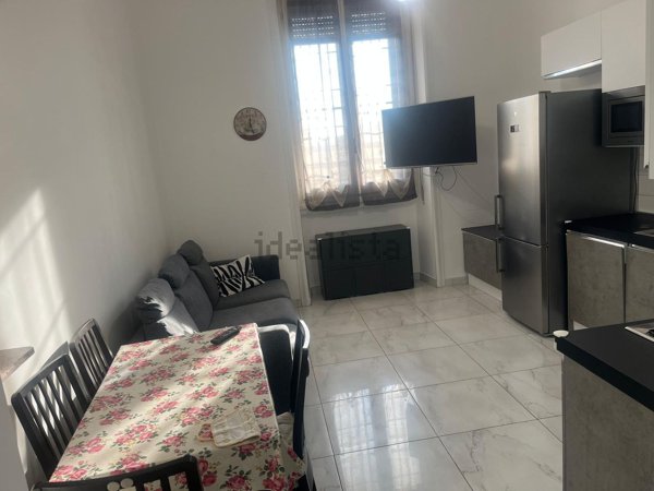 appartamento in vendita a Milano in zona Piazzale Lodi