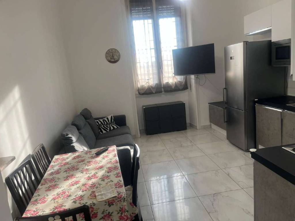 appartamento in vendita a Milano in zona Piazzale Lodi