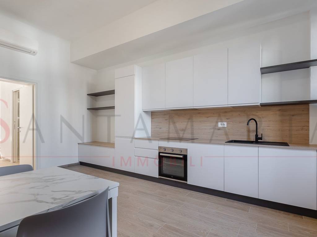 appartamento in vendita a Milano in zona Solari