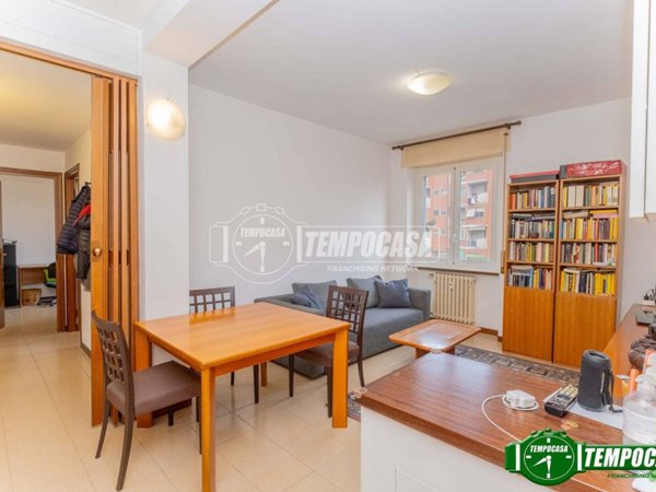 appartamento in vendita a Milano in zona Forze Armate