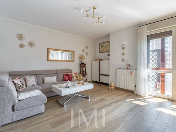 appartamento in vendita a Milano in zona Moncucco