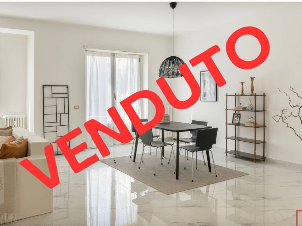 appartamento in vendita a Milano in zona Solari