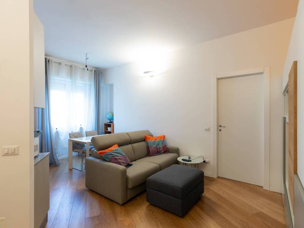 appartamento in vendita a Milano in zona Città Studi